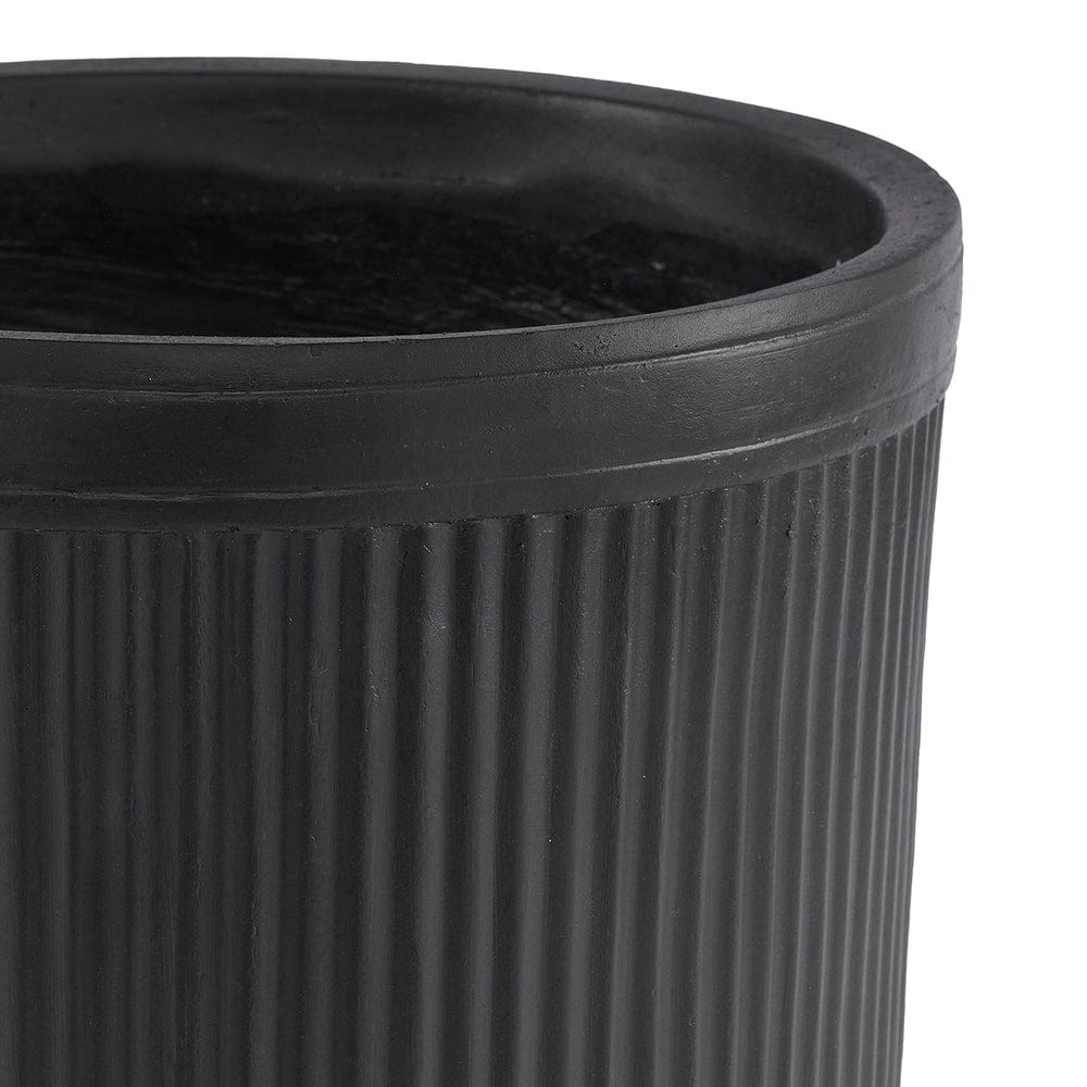 Black Vertical Ribbed Polyfibre Clay Pot Medium