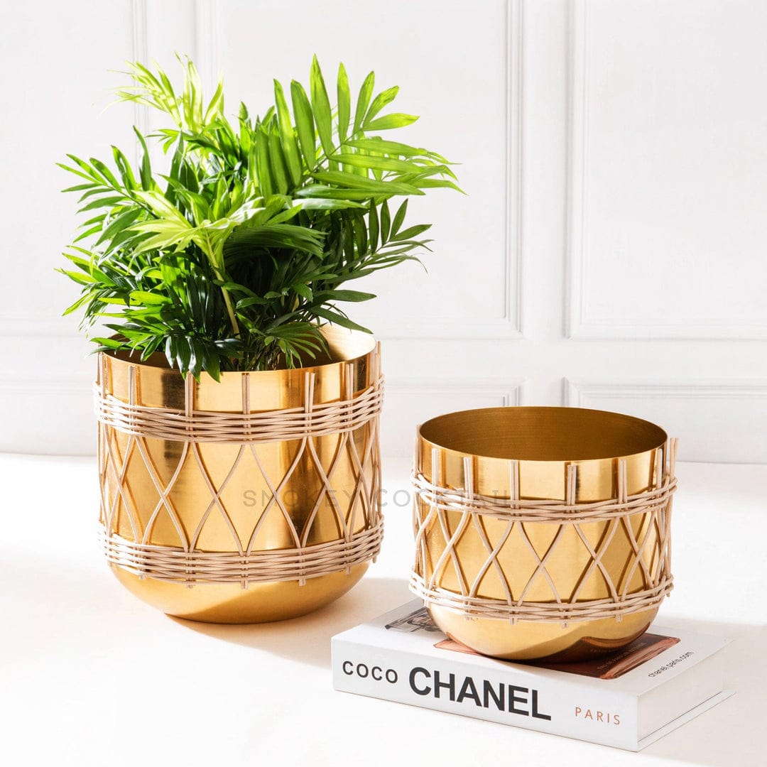handcrafted planter - set of 2